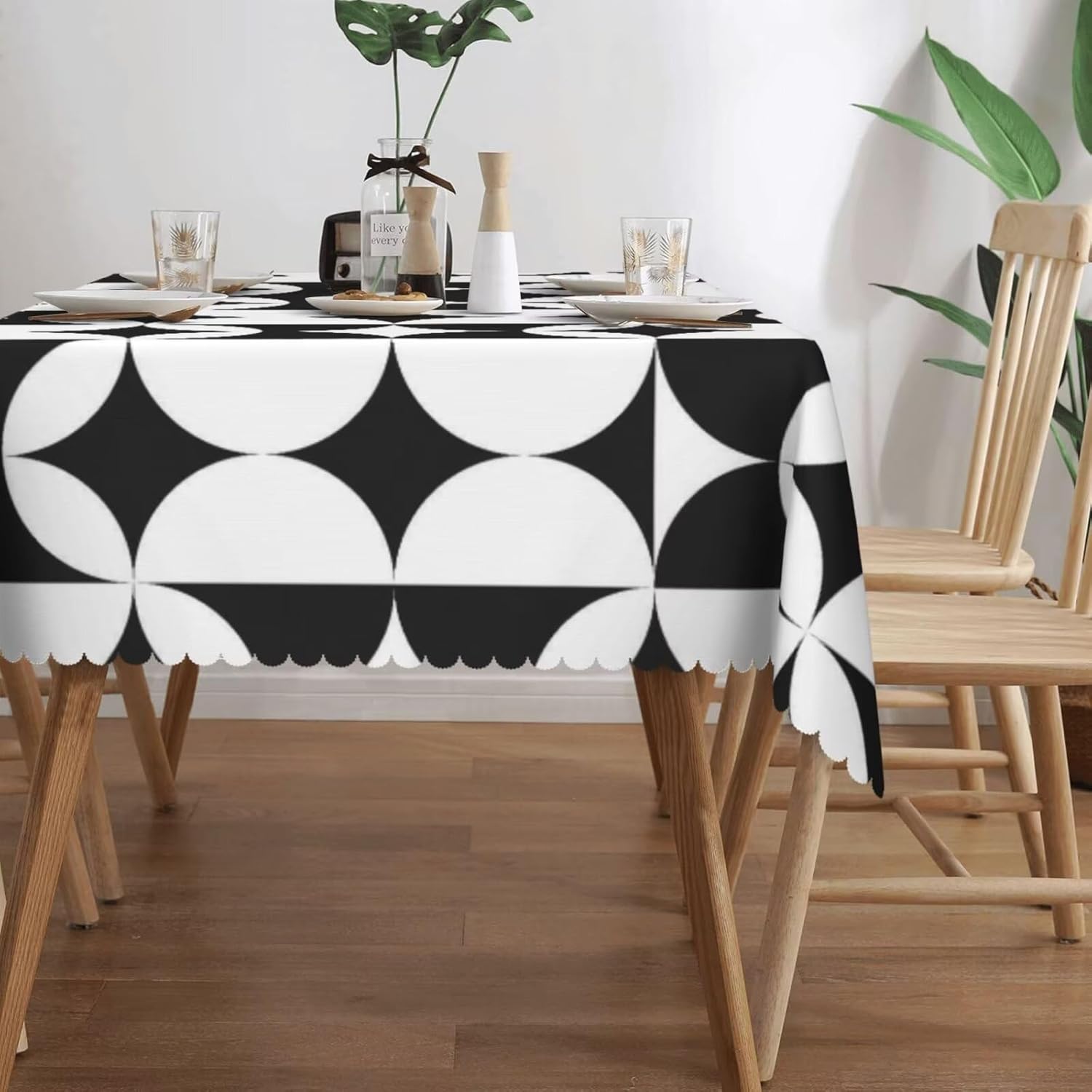 Minimalist Mid Century Modern  – Century Textile & Sewing Supply By Owner Bewertung und Preis