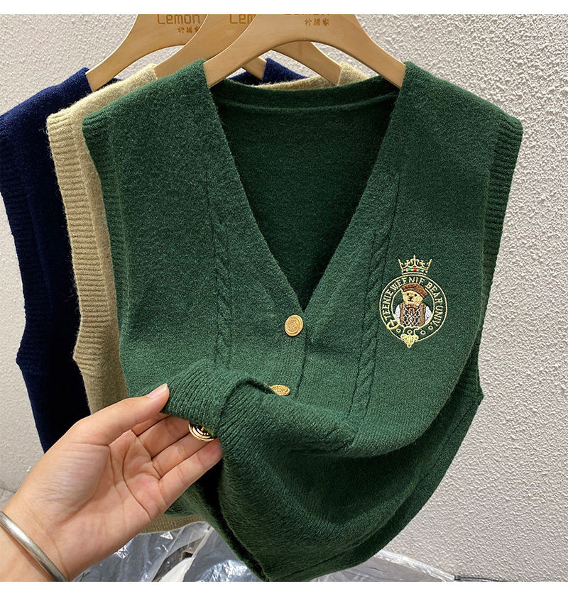 New Embroidered Bear Knitted L – Sewing Vest Bewertung und Preis