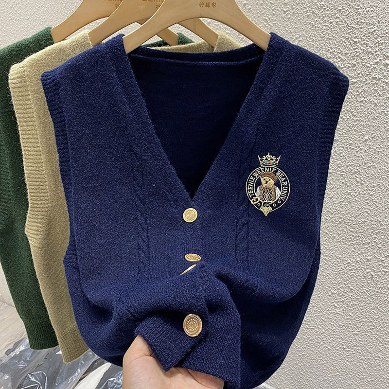 New Embroidered Bear Knitted L – Sewing Vest Bewertung und Preis