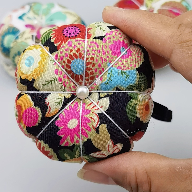 1pc Random Color Pumpkin Shape – Sewing Pin Cushion Bewertung und Preis